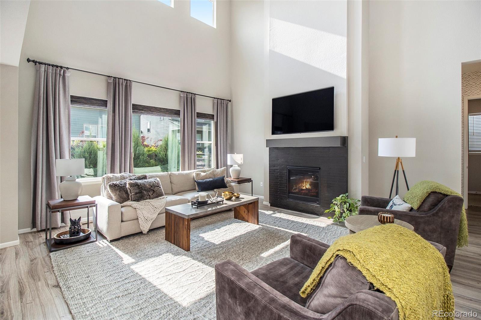 1195 Fox Hills Court