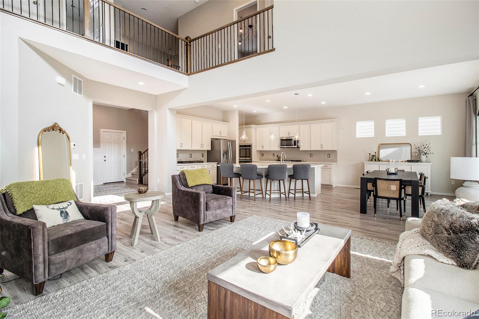 1195 Fox Hills Court