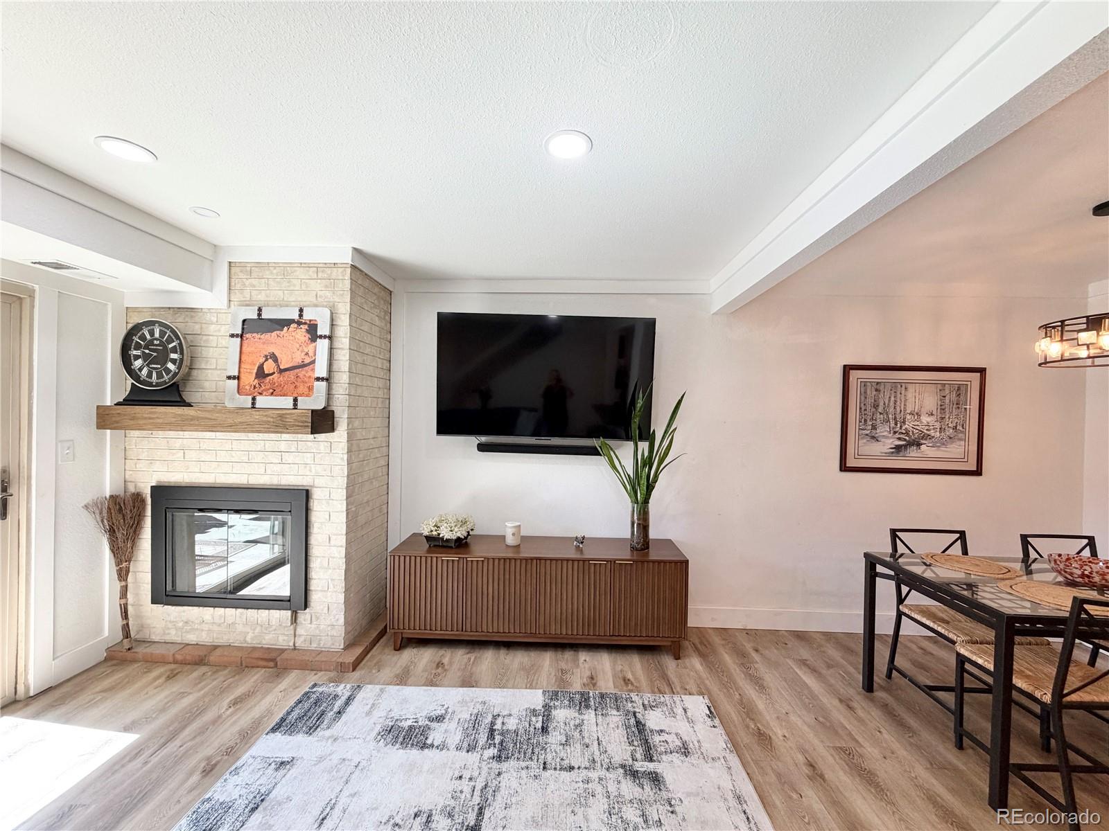 7995 E Mississippi Avenue K9