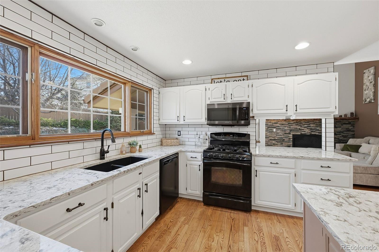 9372 Prairie View Drive