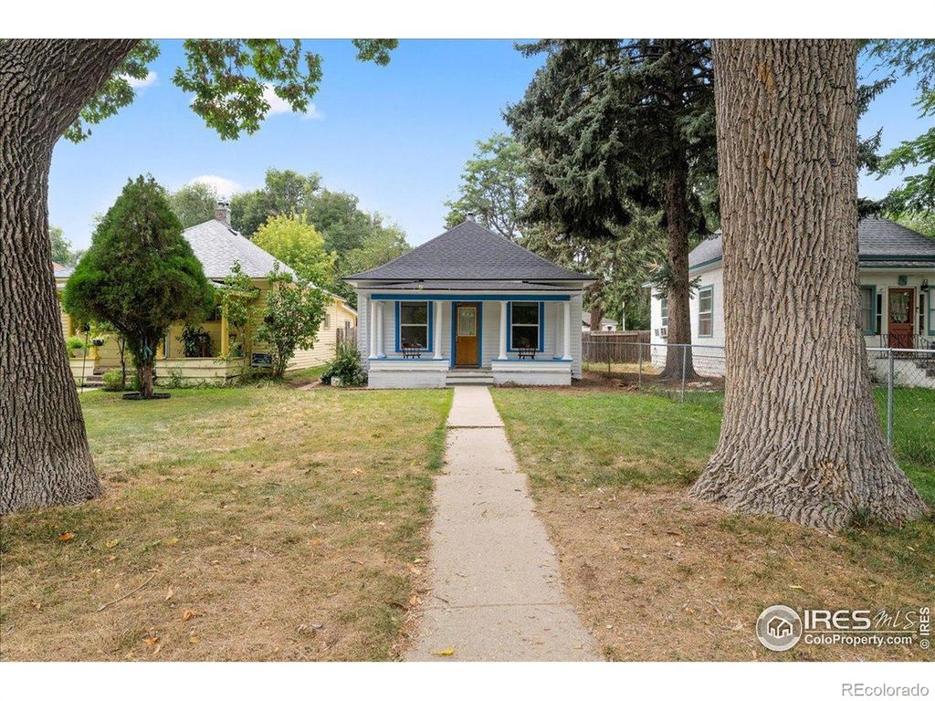 Photo of 727 Baker Street, Longmont, CO 80501 (MLS # IR1043368)