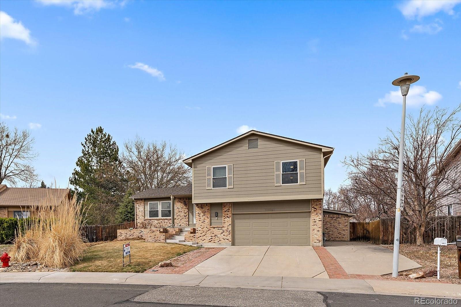10961 Gray Circle