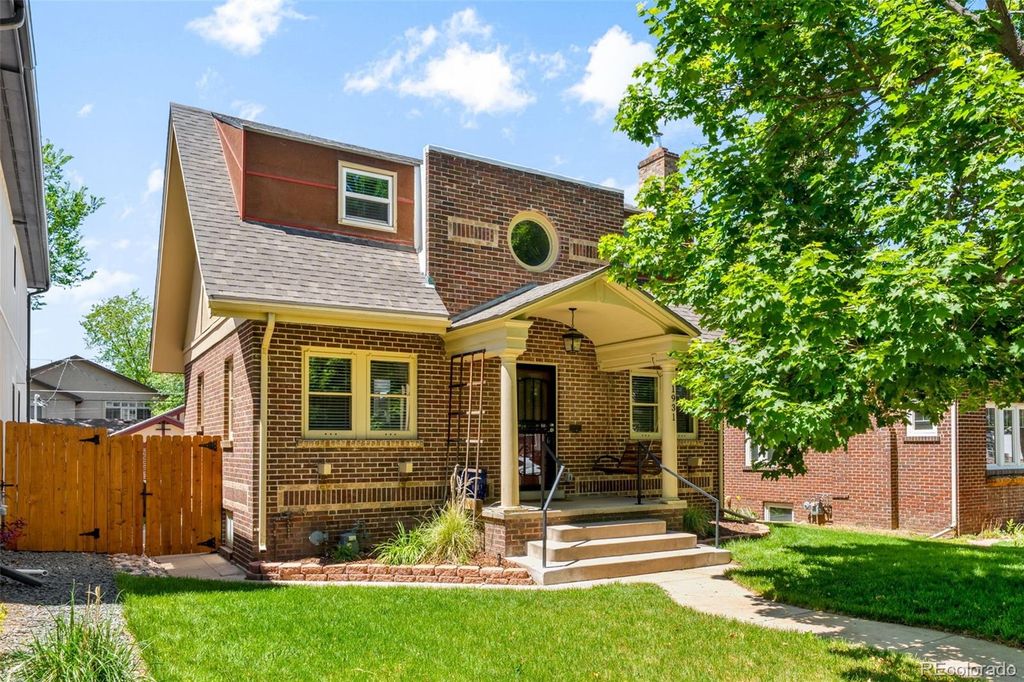 Photo of 1931 S Washington Street, Denver, CO 80210 (MLS # 1909419)