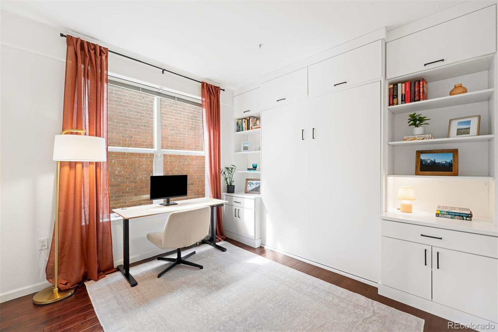 1727 N Pearl Street 204