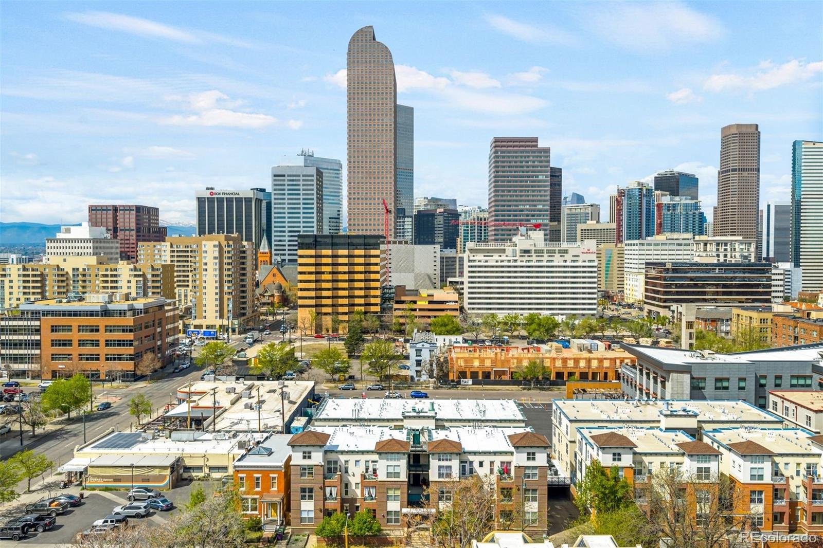 1727 N Pearl Street 204