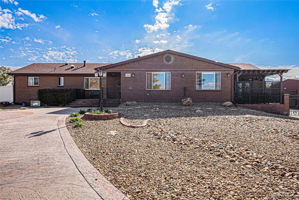 Photo of 7820 W 96th Avenue, Broomfield, CO 80021 (MLS # 8292600)