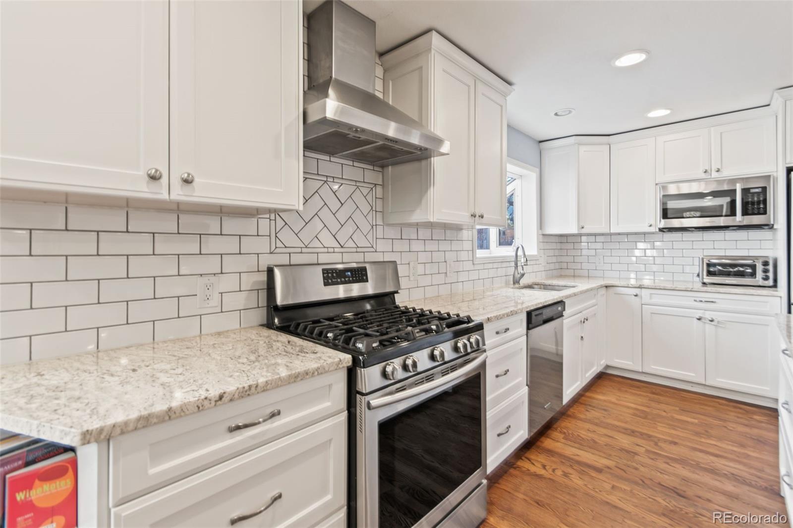 840 E Dogwood Avenue