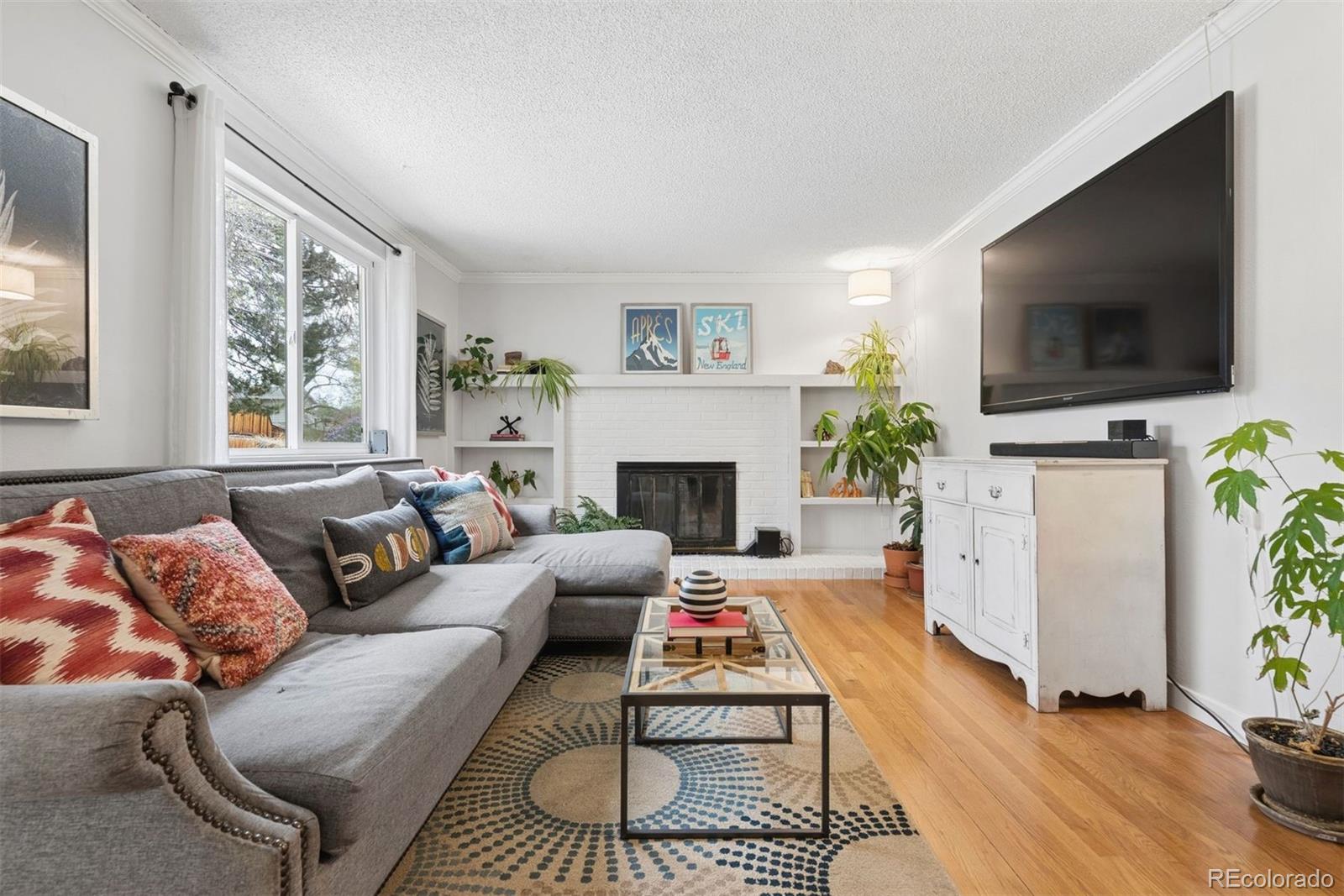 8015 W Calhoun Place