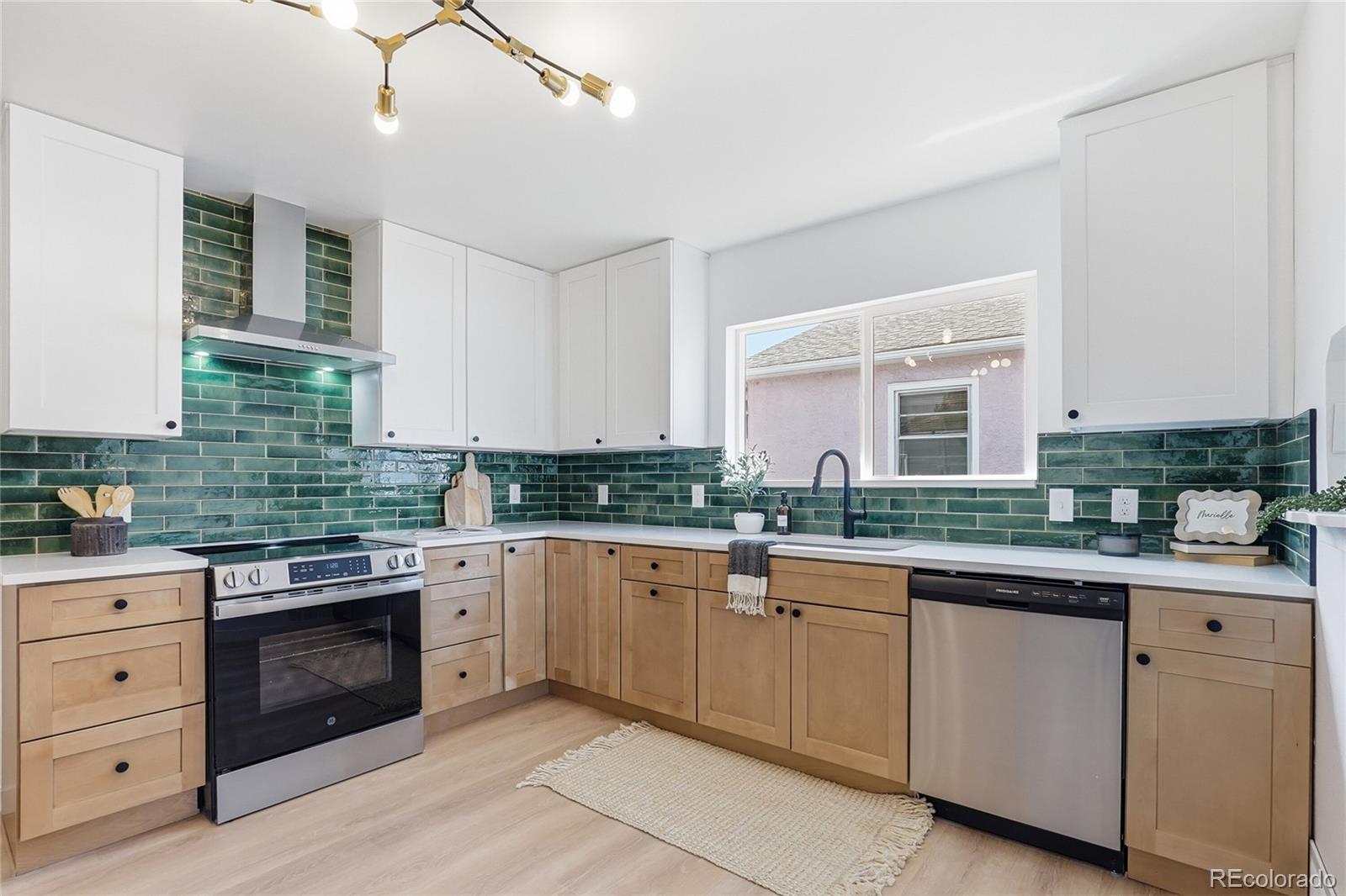 3110 Woodland Avenue