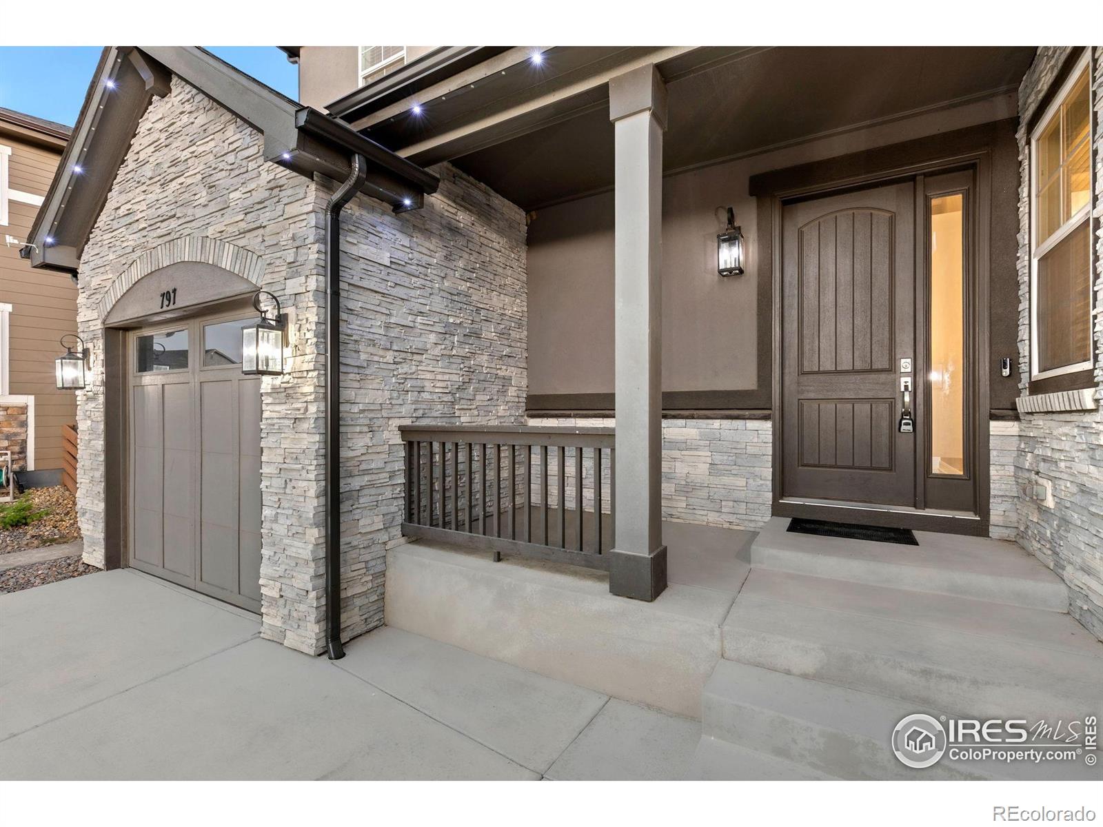 797 Flora View Drive