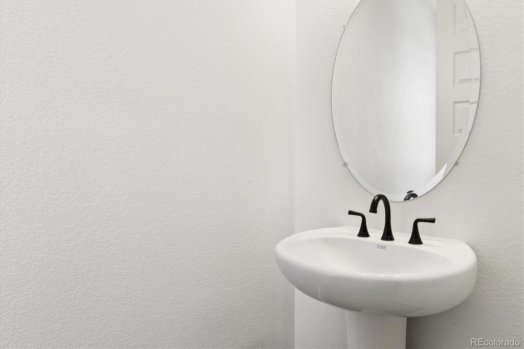 Photo of 9145 Fowler Peak Court, Englewood, CO 80112 (MLS # 4658646)