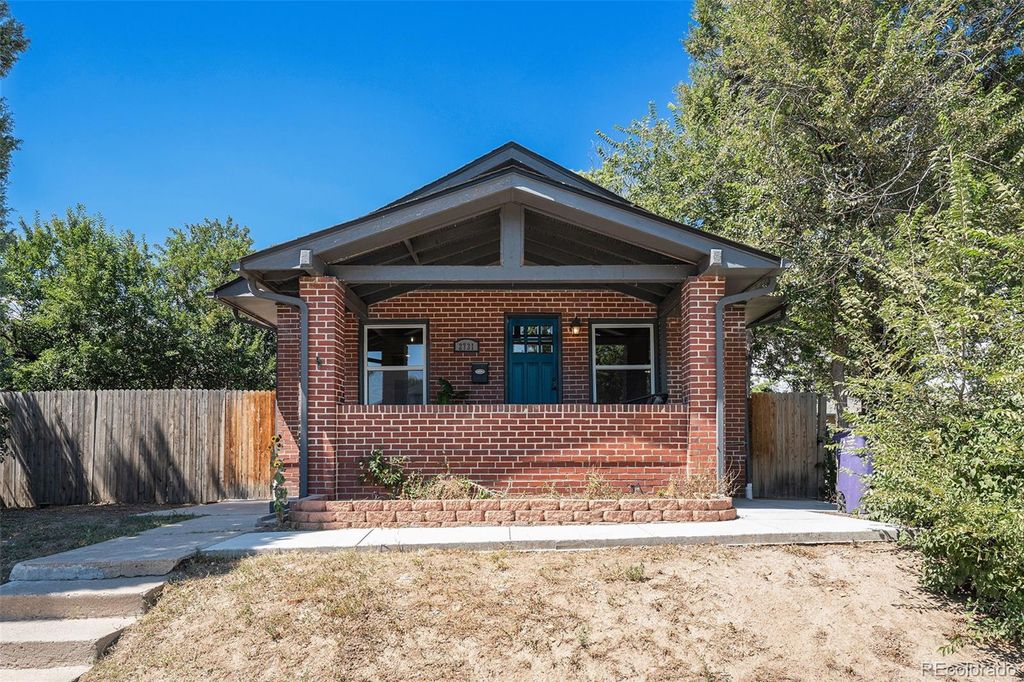 Photo of 2731 N Cook Street, Denver, CO 80205 (MLS # 9119788)