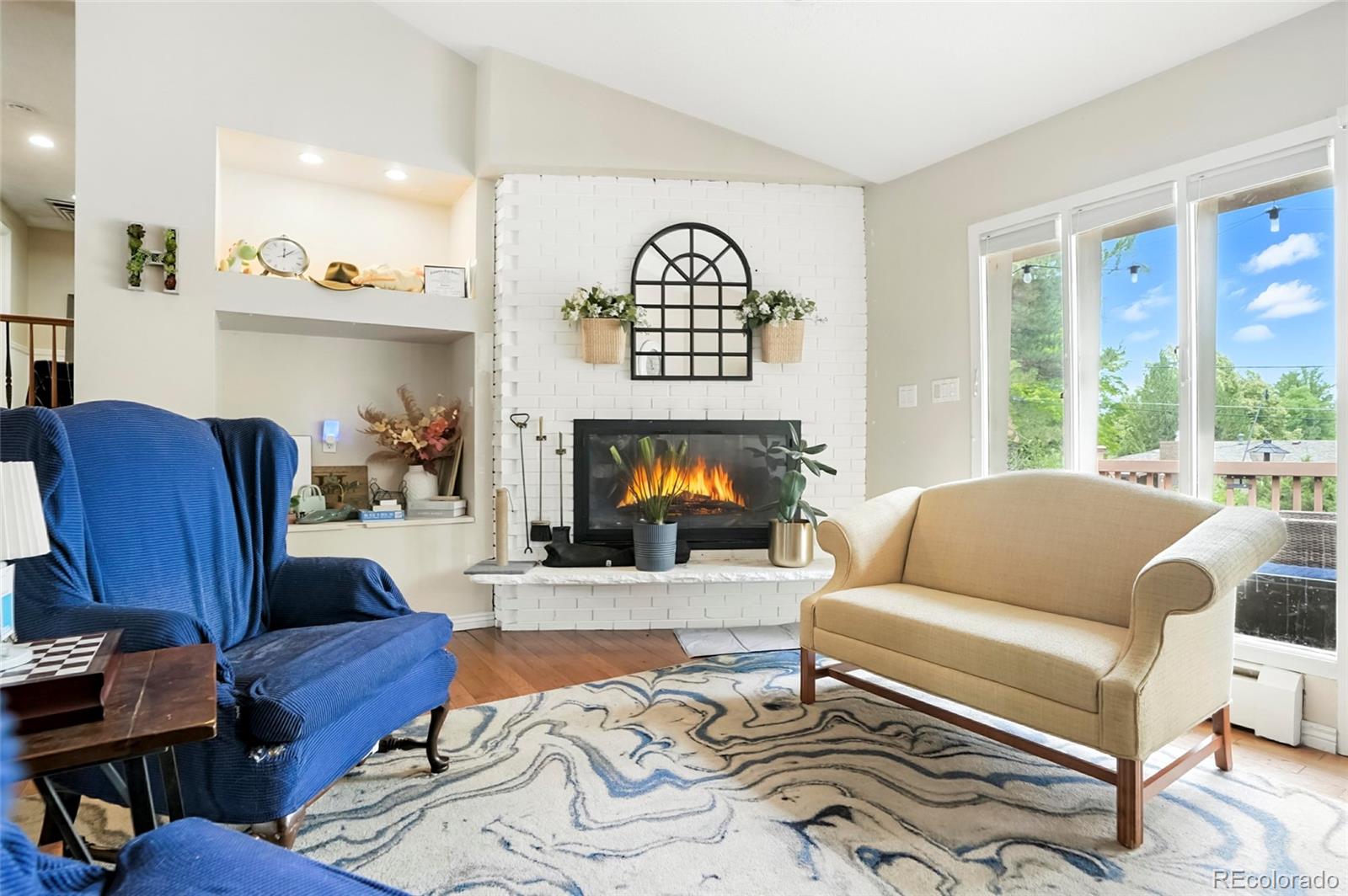 5295 W Plymouth Drive