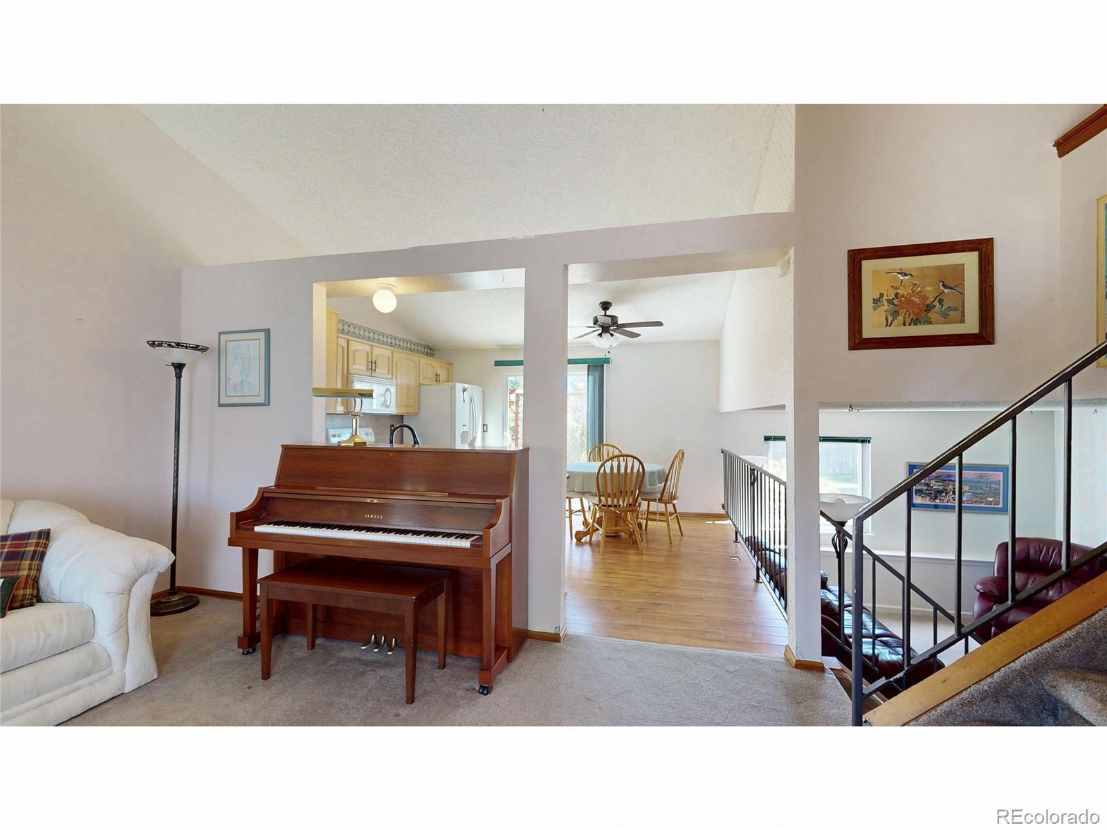 4822 S Genoa Street, Centennial, CO, 80015 1 4822 S Genoa Street
