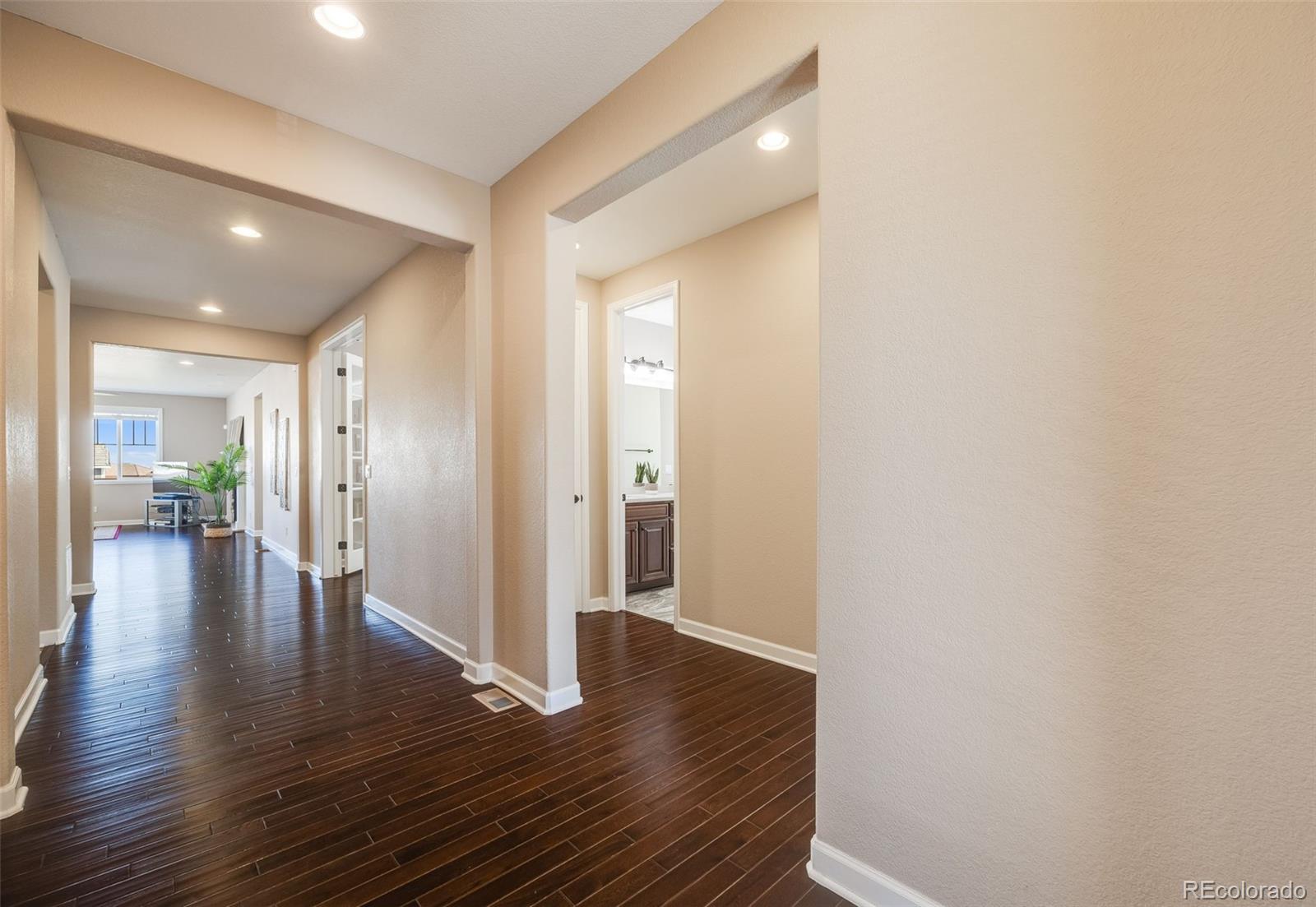 13912 Ashgrove Circle