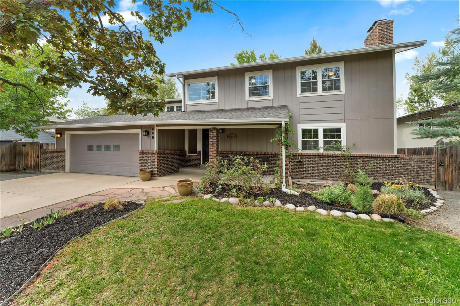 990 Sparta Drive