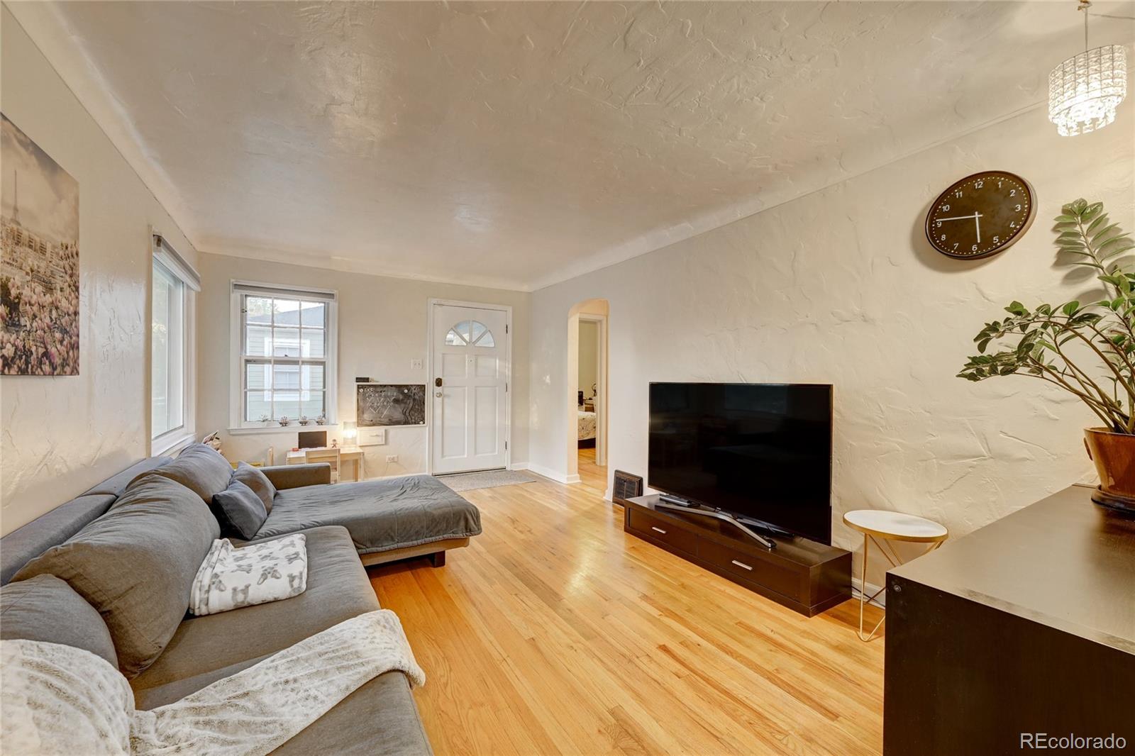 1168 S Madison Street