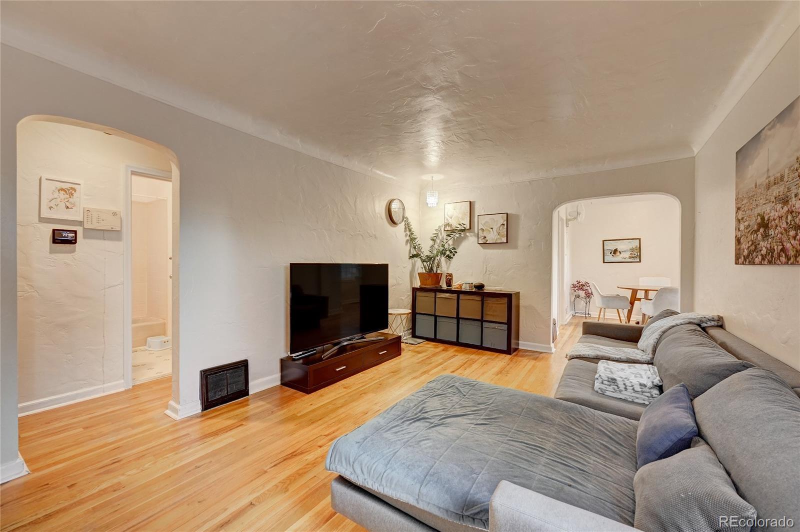 1168 S Madison Street