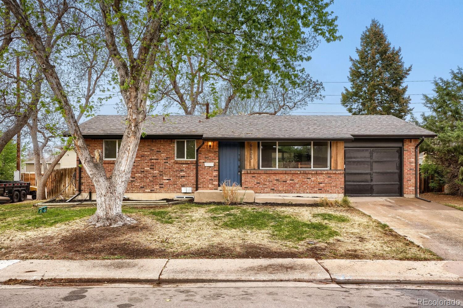 6605 E Louisiana Avenue