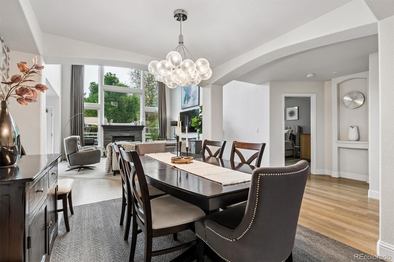 1018 W 127th Place