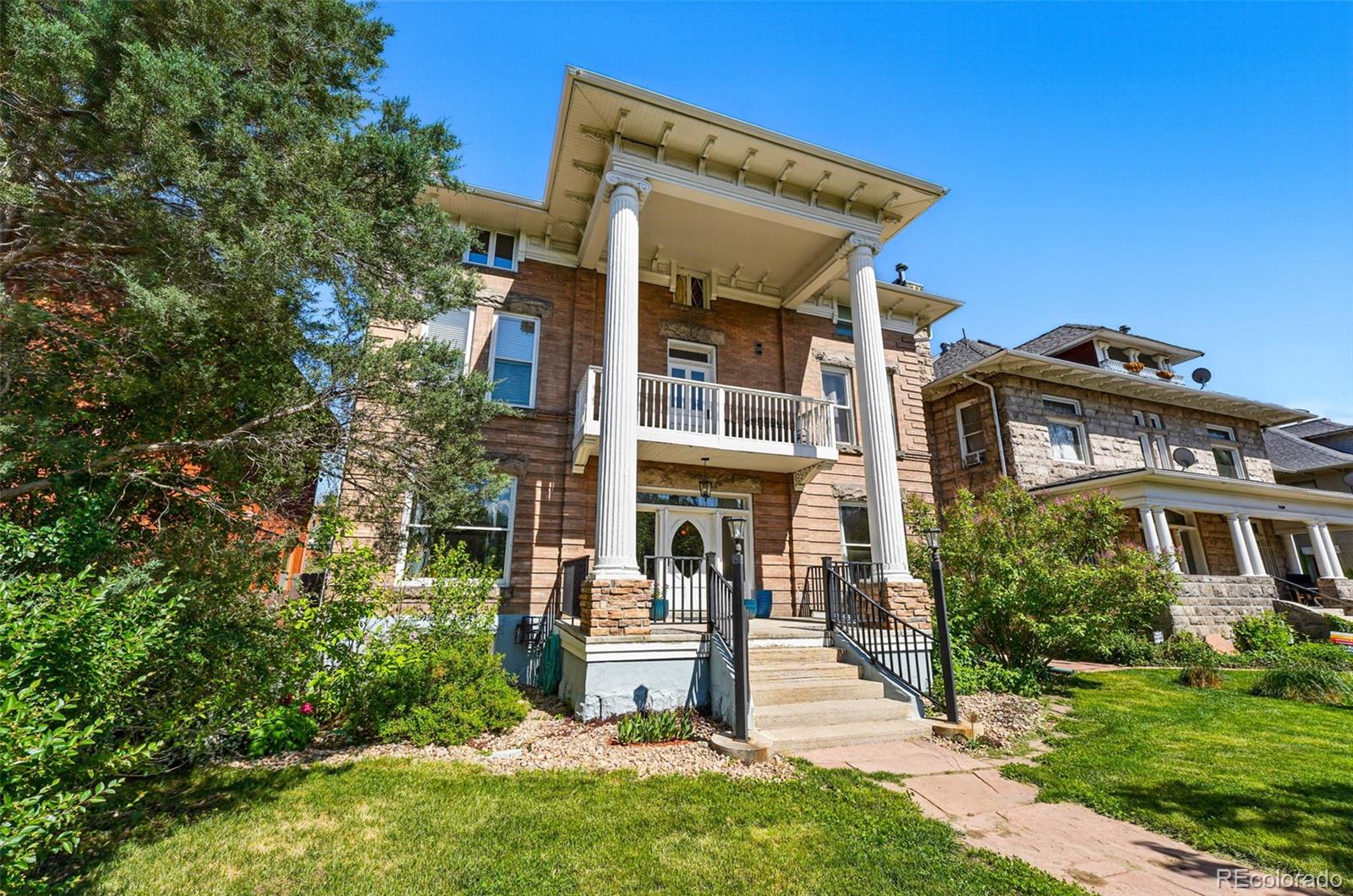 1438 N Franklin Street 100