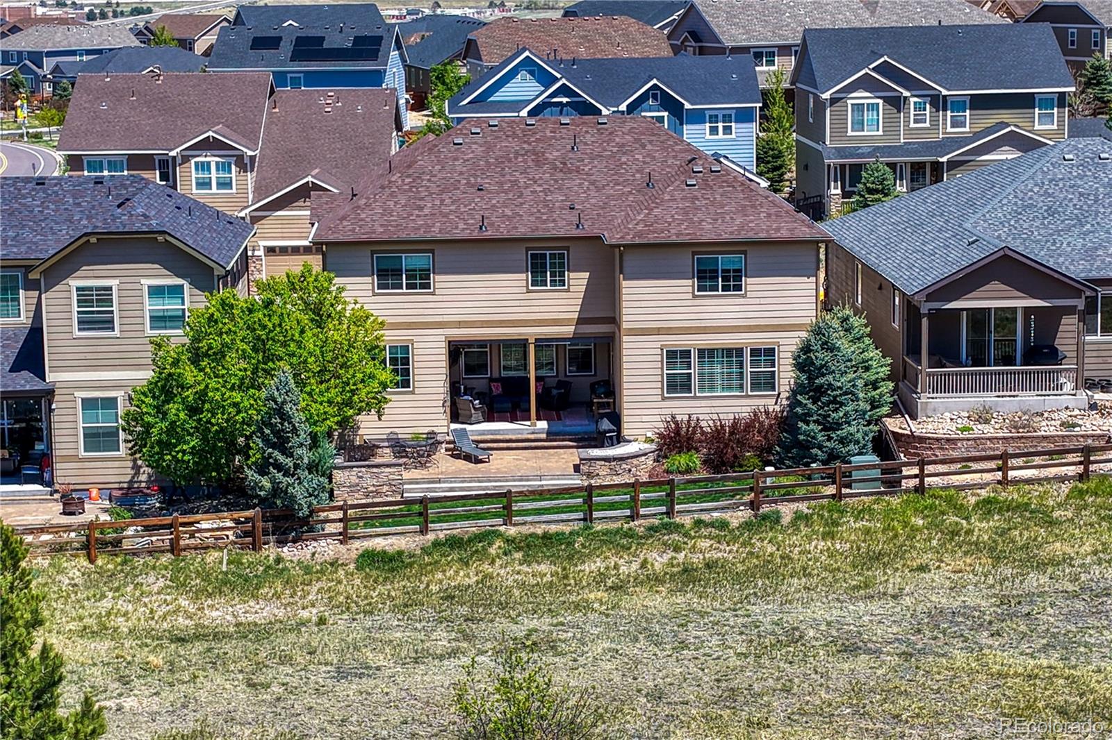 2204 Treetop Drive