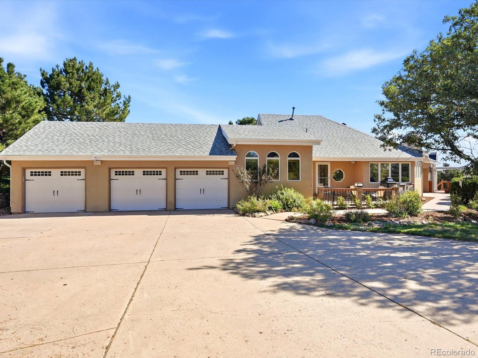 57 E Oak Hills Drive