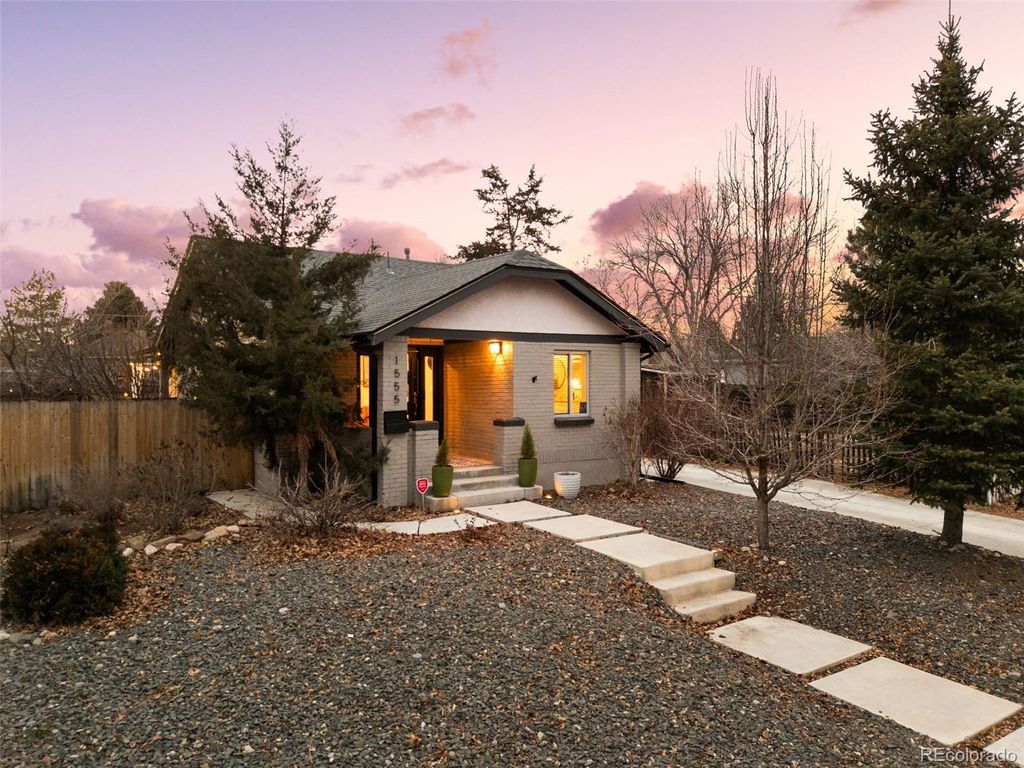 Photo of 1555 Rosemary Street, Denver, CO 80220 (MLS # 5332149)