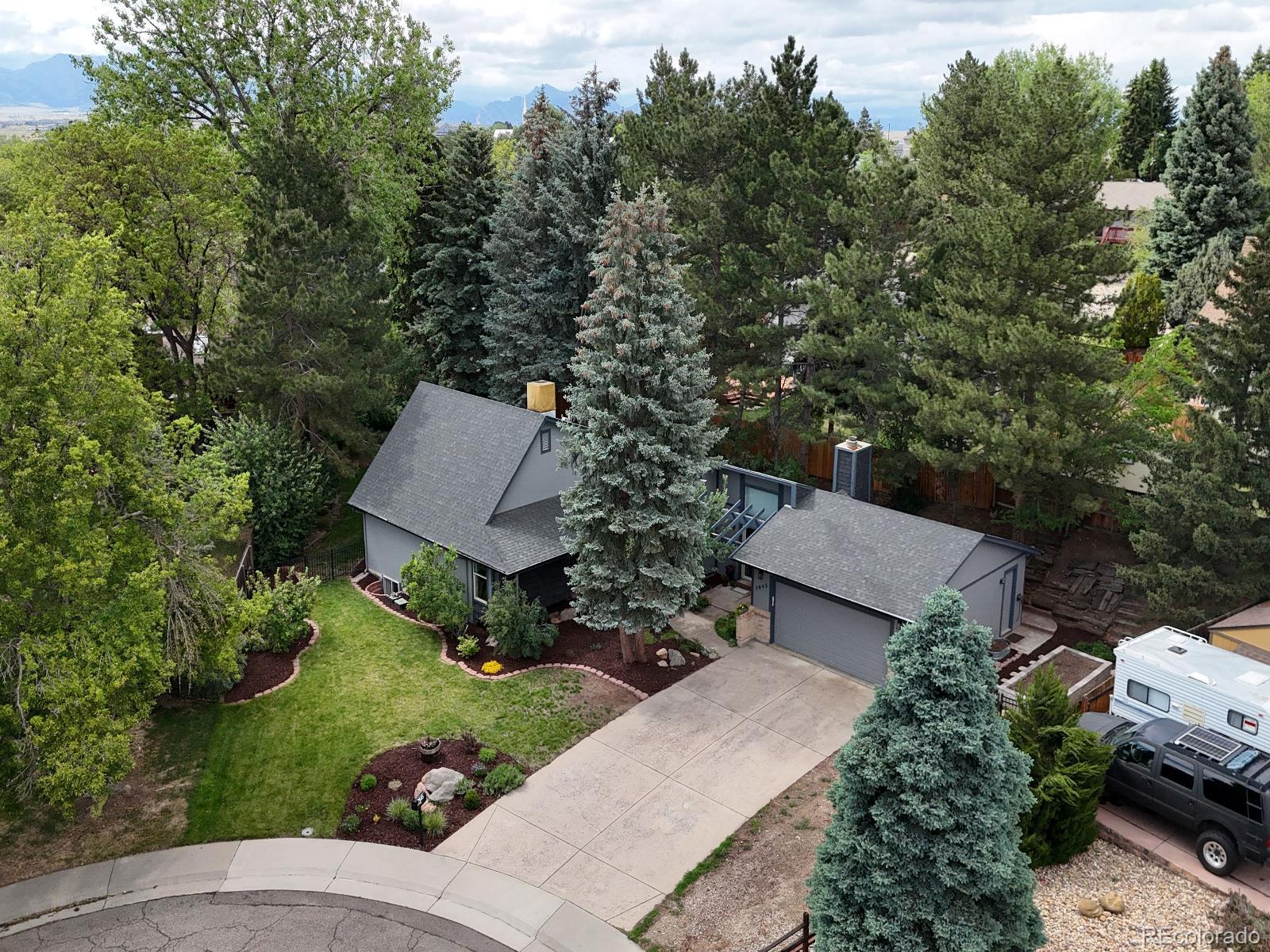 7645 Taft Court