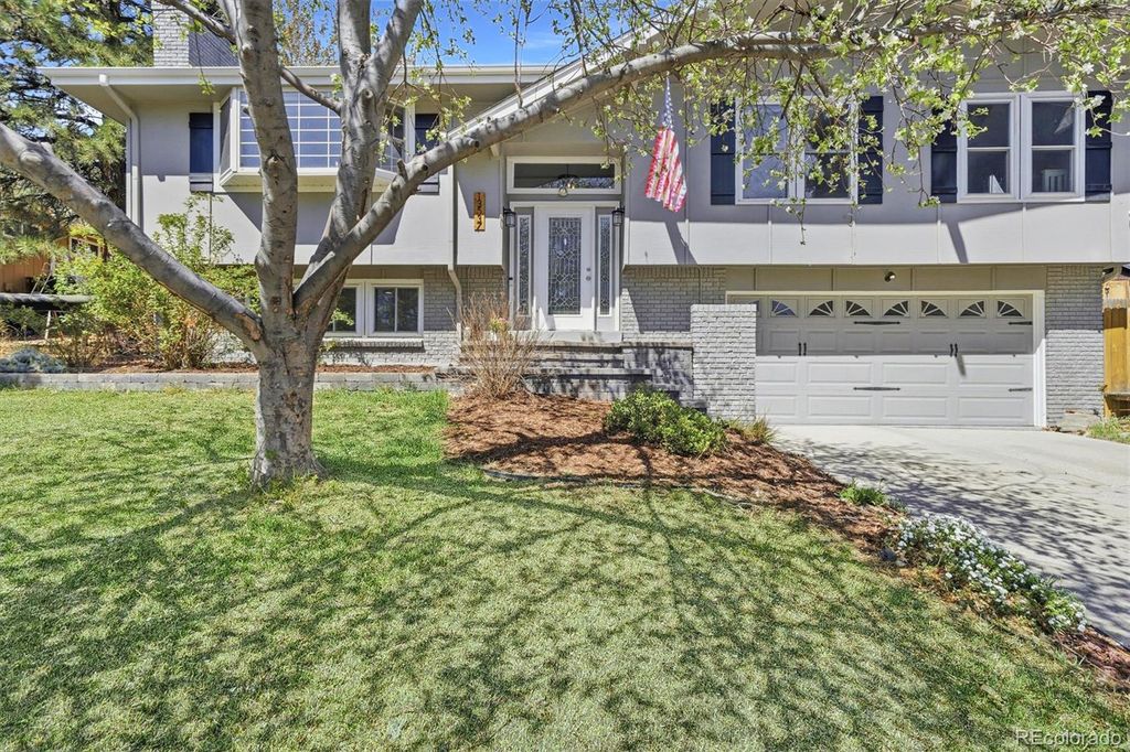 Photo of 13537 W Exposition Drive, Lakewood, CO 80228 (MLS # 8295175)