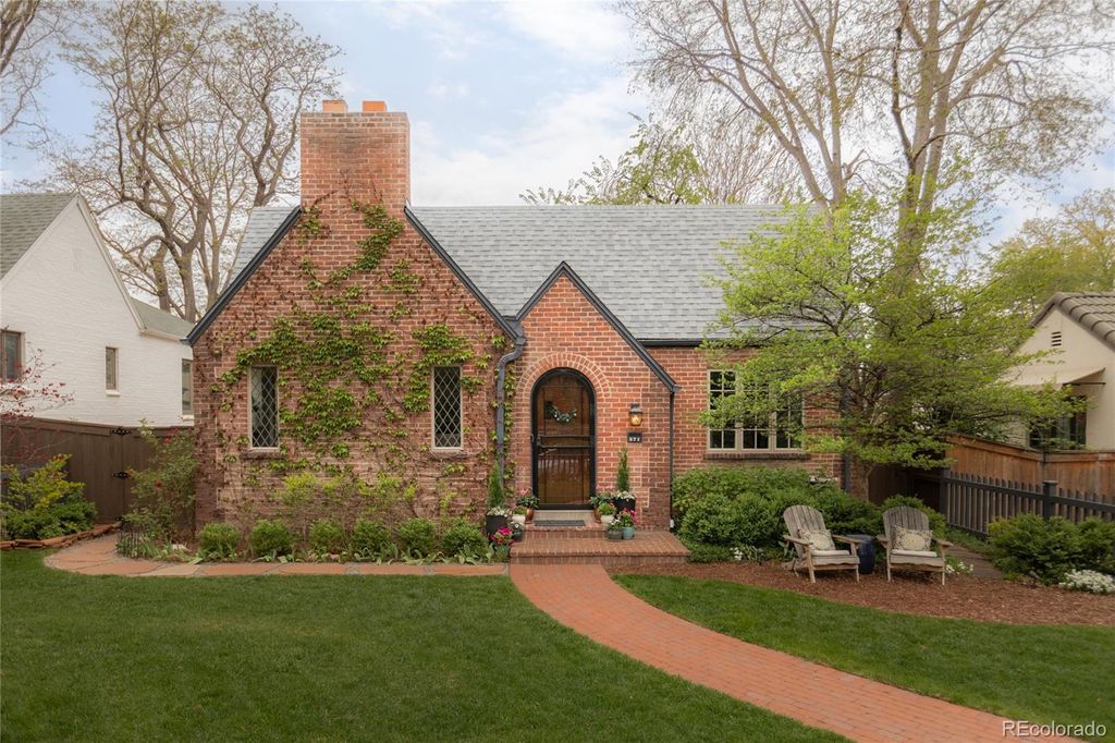Photo of 371 Albion Street, Denver, CO 80220 (MLS # 9249943)