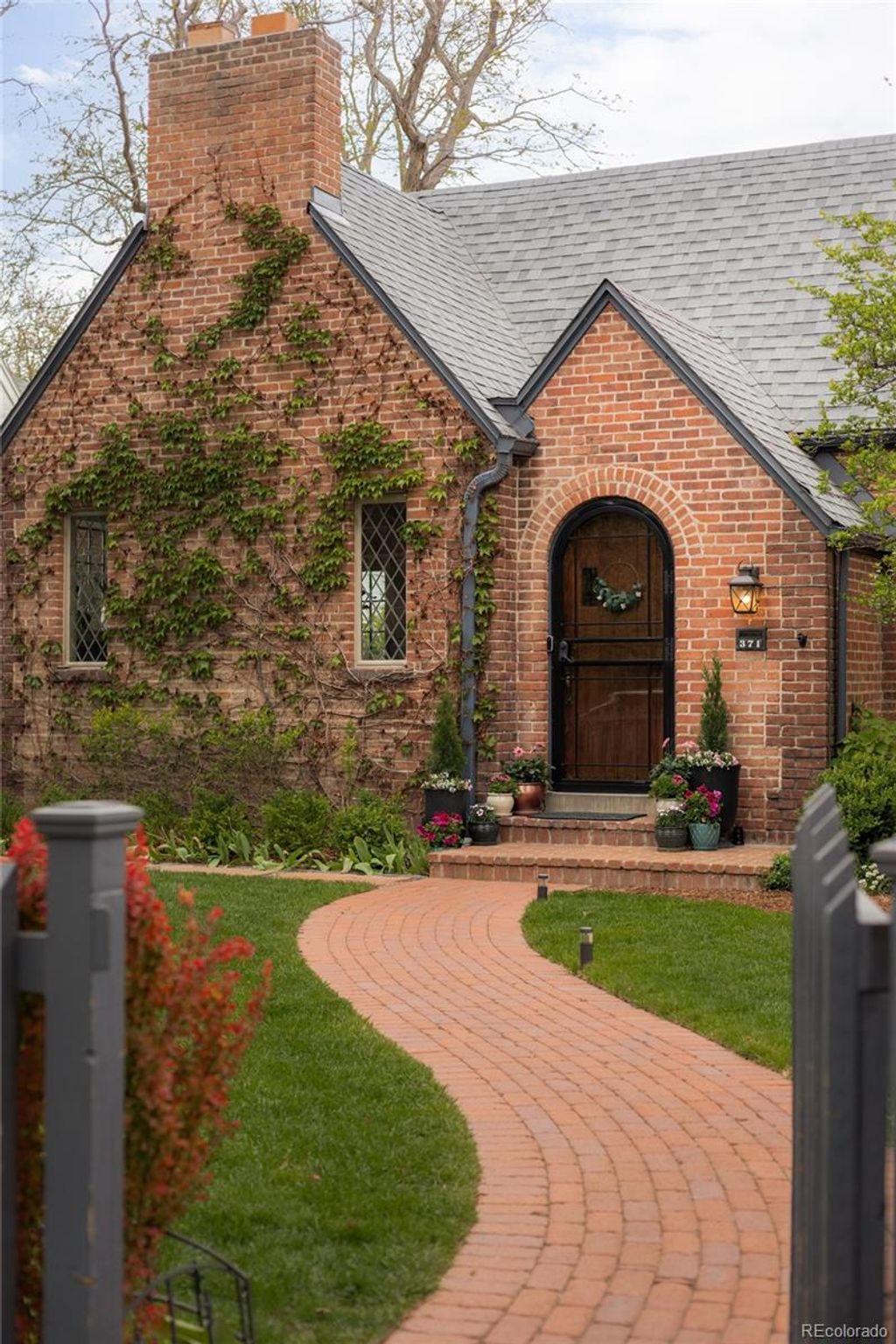 Photo of 371 Albion Street, Denver, CO 80220 (MLS # 9249943)