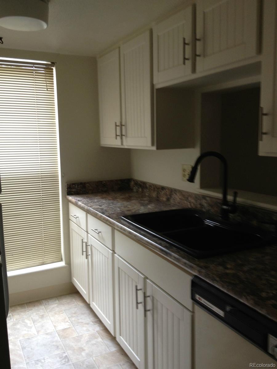 Photo 1 of 1 — 9867 E Peakview Avenue E03, Englewood, CO 80111