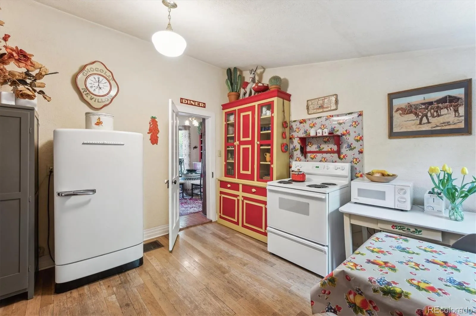 Golden, Colorado 80401, United States, 4 Bedrooms Bedrooms, ,4 BathroomsBathrooms,Residential,Active,151304