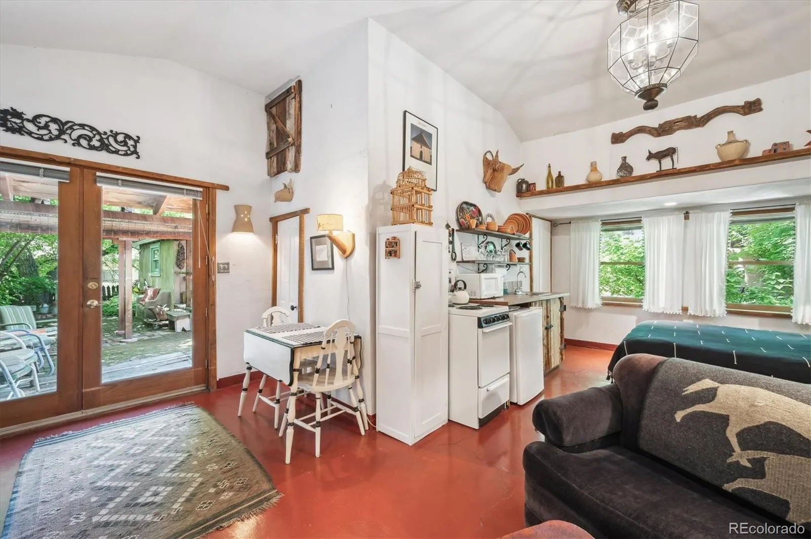 Golden, Colorado 80401, United States, 4 Bedrooms Bedrooms, ,4 BathroomsBathrooms,Residential,Active,151304