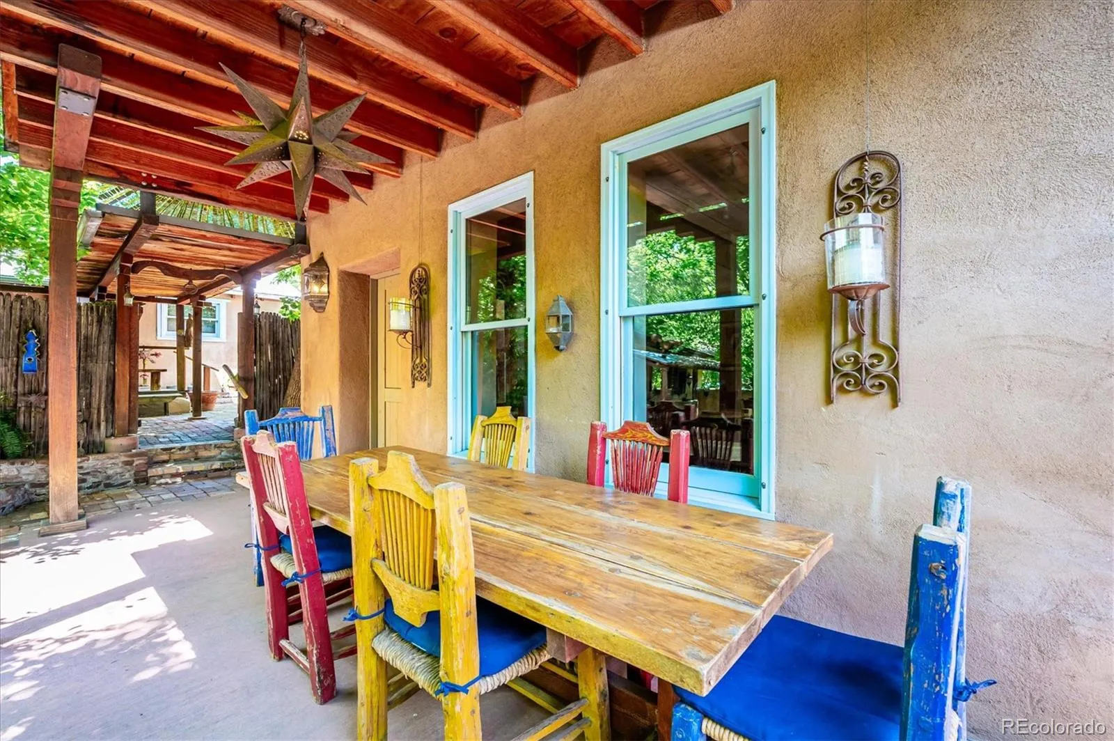 Golden, Colorado 80401, United States, 4 Bedrooms Bedrooms, ,4 BathroomsBathrooms,Residential,Active,151304