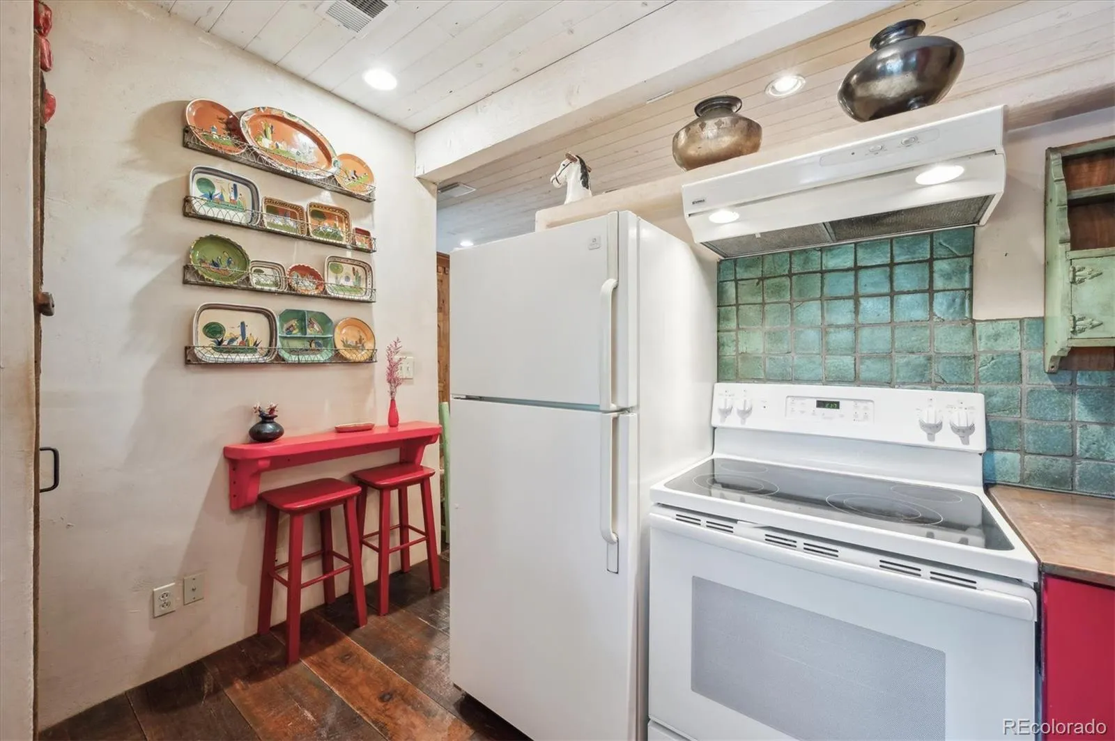 Golden, Colorado 80401, United States, 4 Bedrooms Bedrooms, ,4 BathroomsBathrooms,Residential,Active,151304