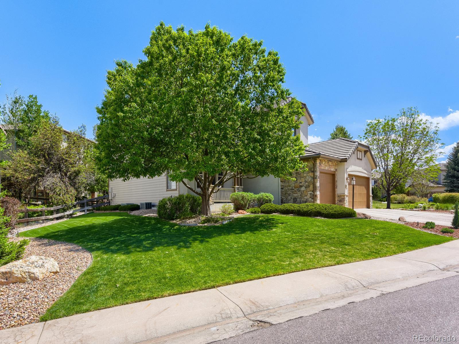9889 Sunset Hill Circle