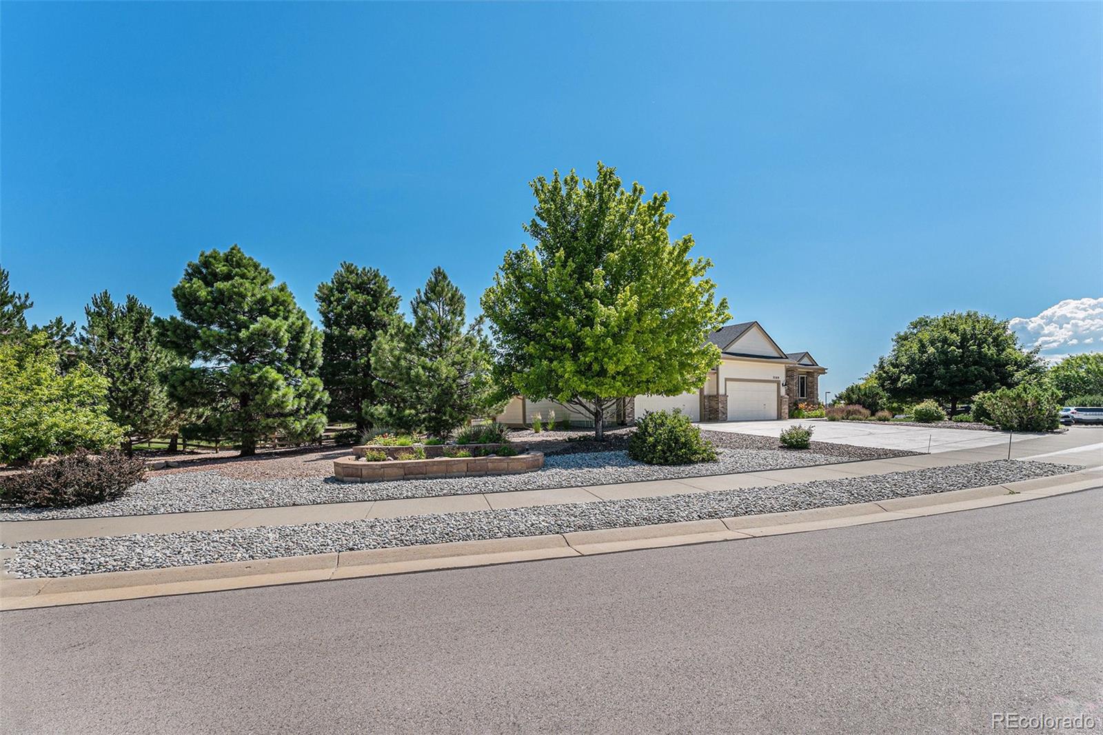 5289 Fairfield Circle, Castle Rock, CO, 80104 3 5289 Fairfield Circle
