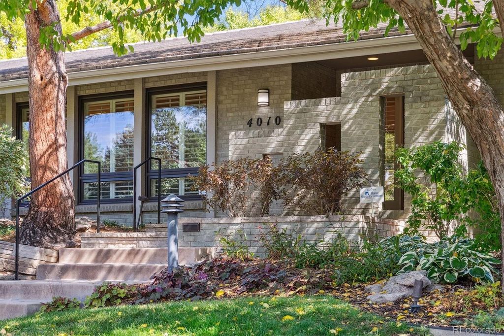 Photo of 4010 S Holly Street, Cherry Hills Village, CO 80111 (MLS # 3174346)