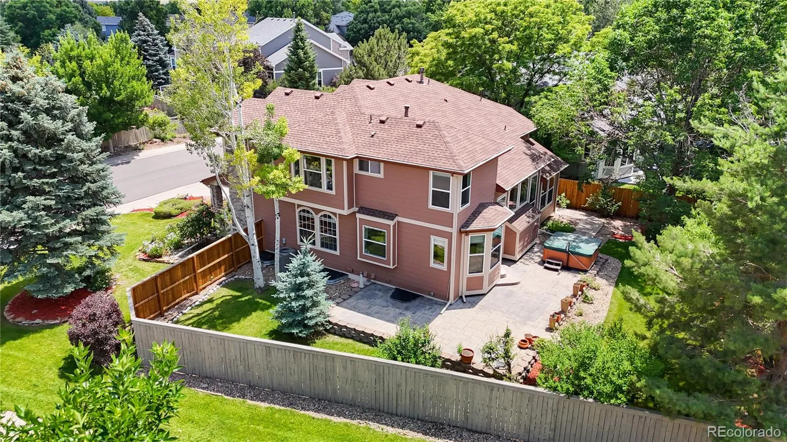 Lafayette, Colorado 80026, United States, 4 Bedrooms Bedrooms, ,3 BathroomsBathrooms,Residential,Active,163510