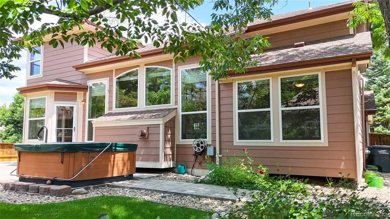 Lafayette, Colorado 80026, United States, 4 Bedrooms Bedrooms, ,3 BathroomsBathrooms,Residential,Active,163510