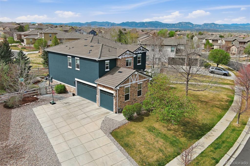 Photo of 2662 Gray Wolf Loop, Broomfield, CO 80023 (MLS # 6355661)