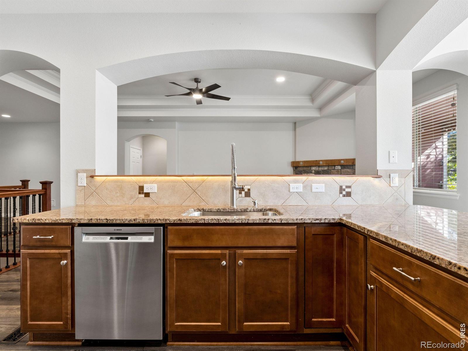 5511 Palomino Way
