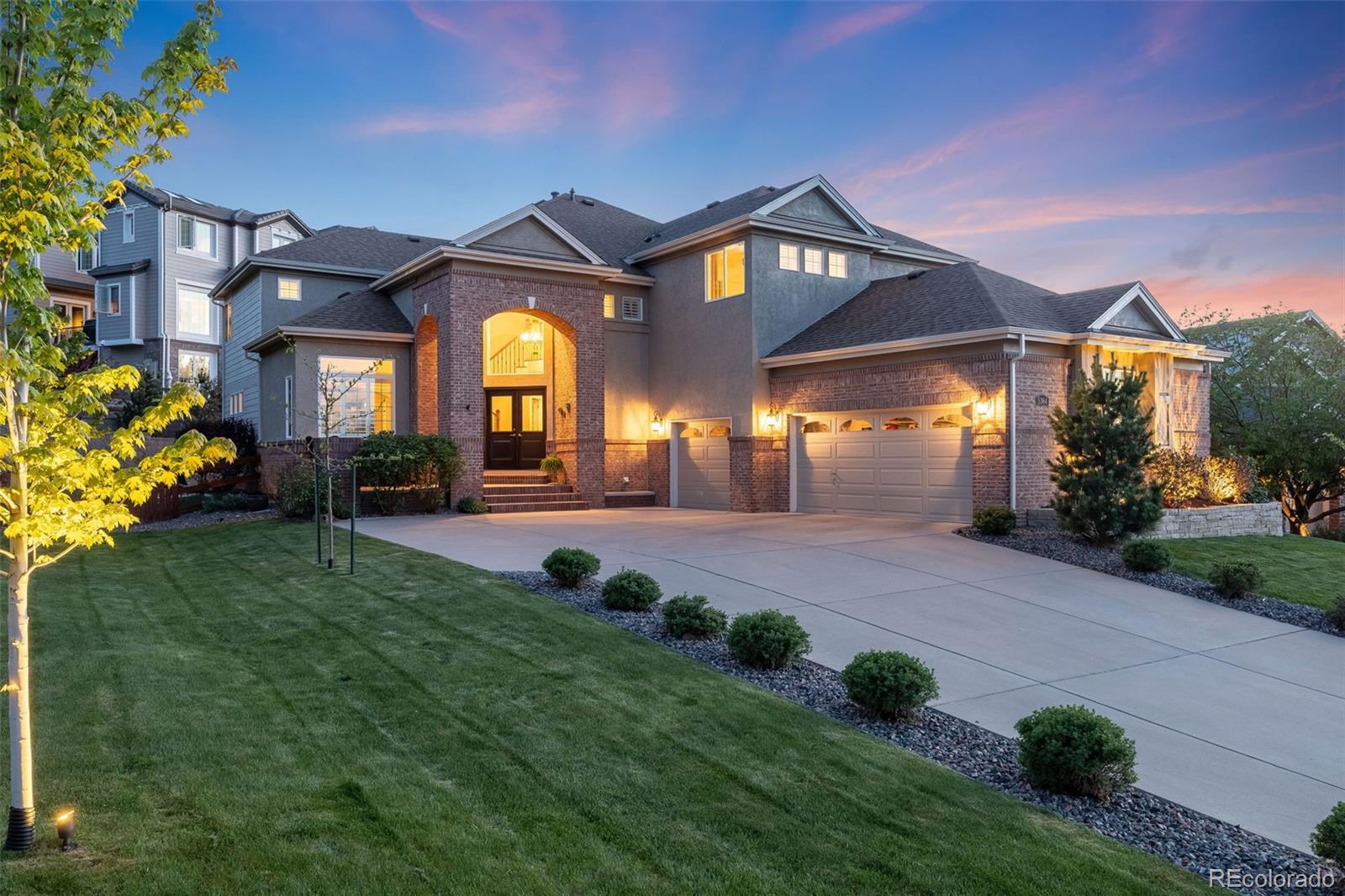 5364 Dunraven Circle