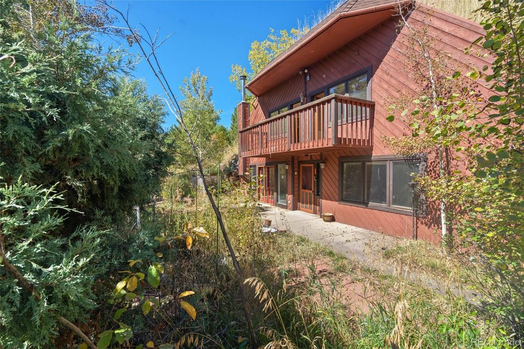 Photo of 663 Aspen Road, Golden, CO 80401 (MLS # 6340225)