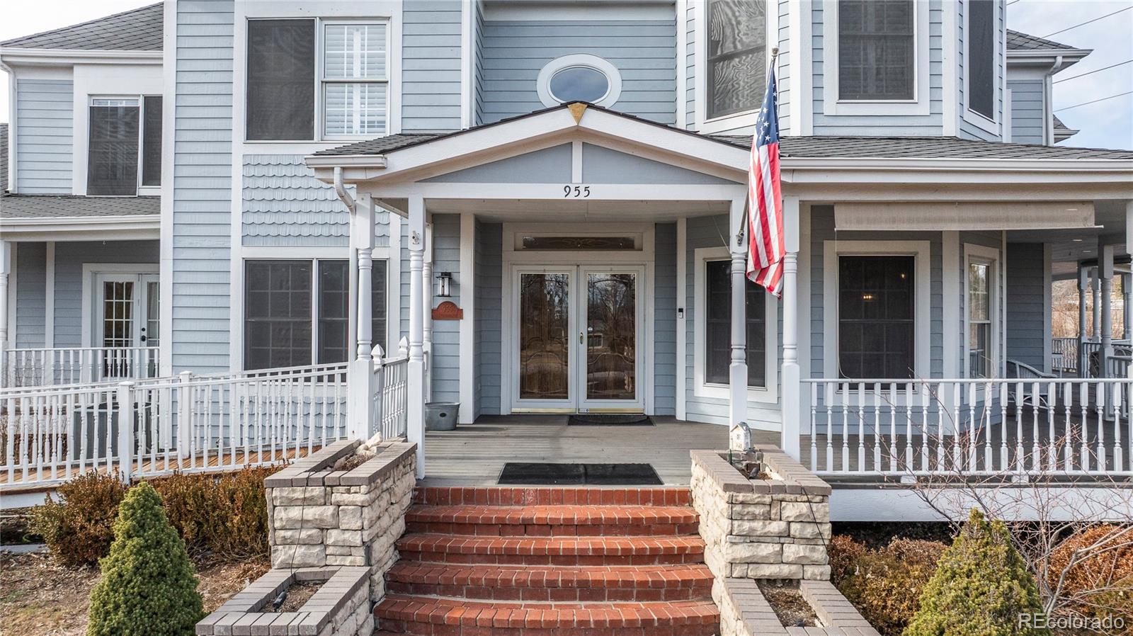 955 Independence Street