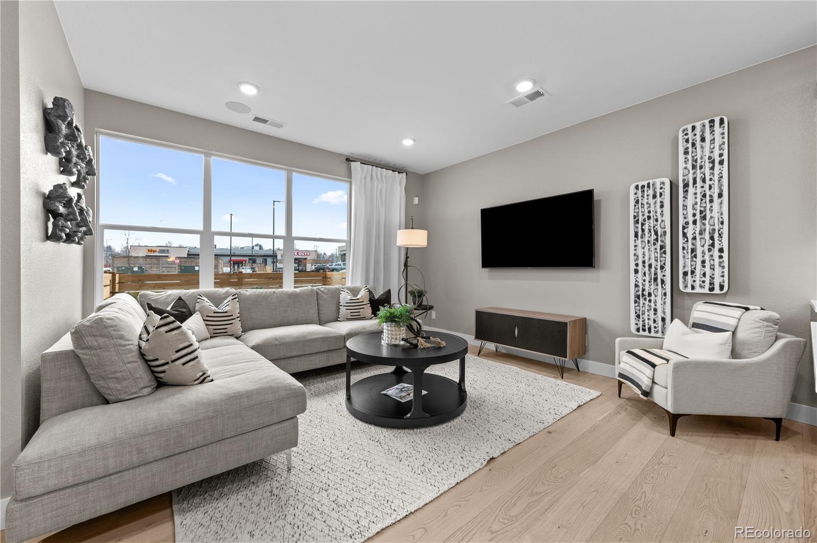 5890 Holland Court B, Arvada, CO, 80002 3 5890 Holland Court B