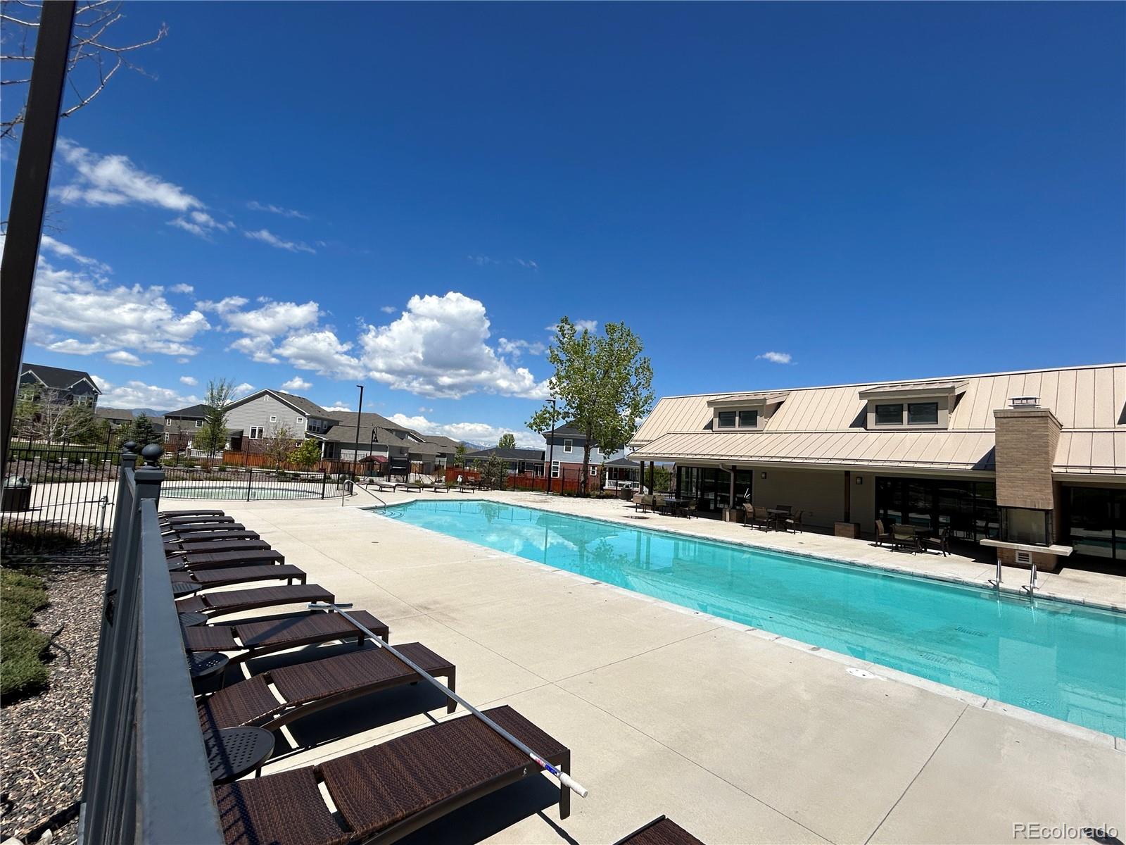 5584 W 96th Place
