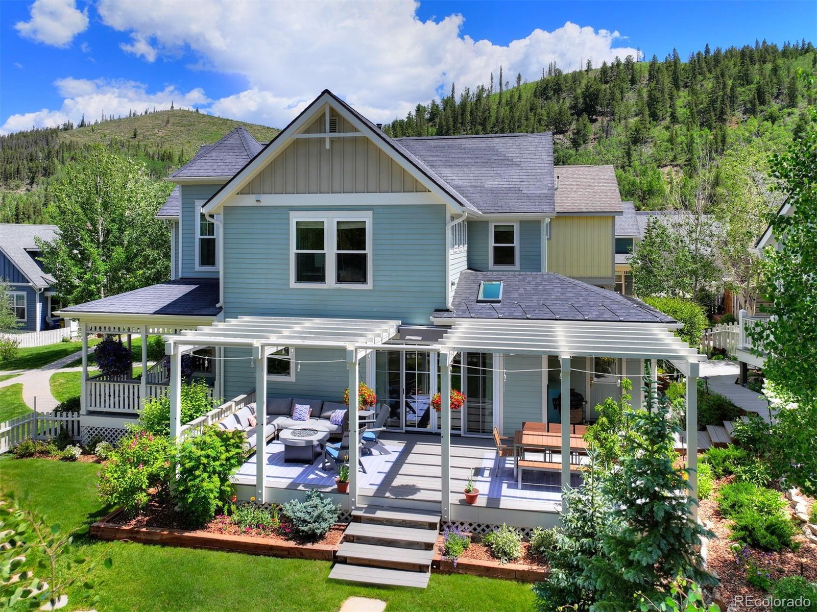 17 Meadow Lark Green
